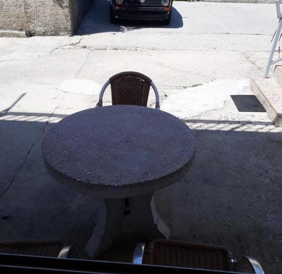 اتاق استاندارد چهار تخته, Guest House Sandra