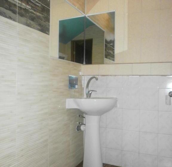 اتاق خانوادگی, Kitech Guest House