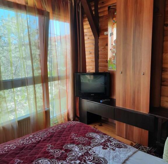 اتاق استاندارد یک تخته با سرویس بهداشتی مشترک, Kitech Guest House