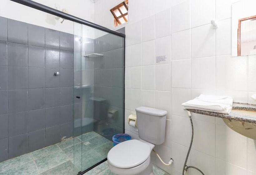 اتاق استاندارد سه نفره, Pousada Flor Do Dendê