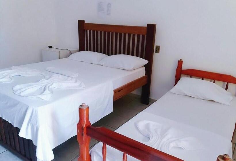 اتاق استاندارد سه نفره, Pousada Flor Do Dendê