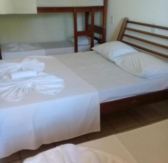 Standard Quadruple Room, Pousada Flor Do Dendê