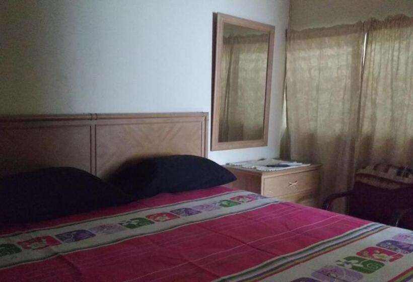 اتاق استاندارد با آشپزخانه, Yard Style