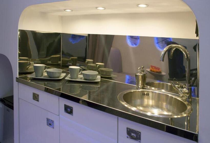 Standard-studio, Walk Inn Váci 42