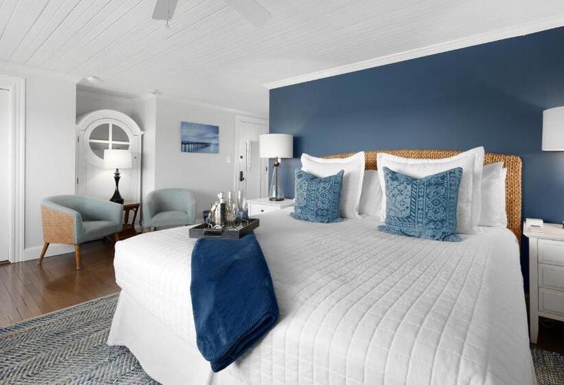 חדר סופריור עם מיטת קינג, Inn On The Sound