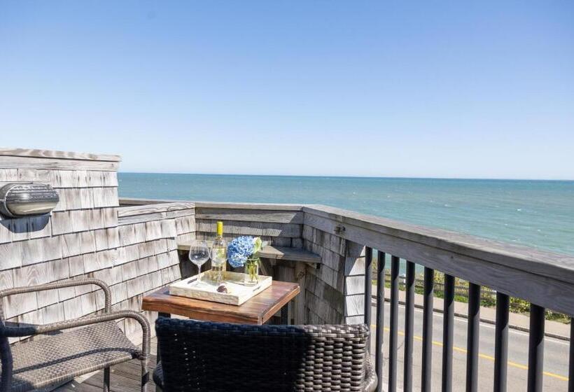 חדר דלוקס עם מרפסת נוף לים, Inn On The Sound