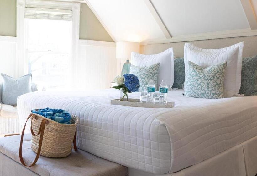 חדר דחוקס עם מיטת קינג, Inn On The Sound