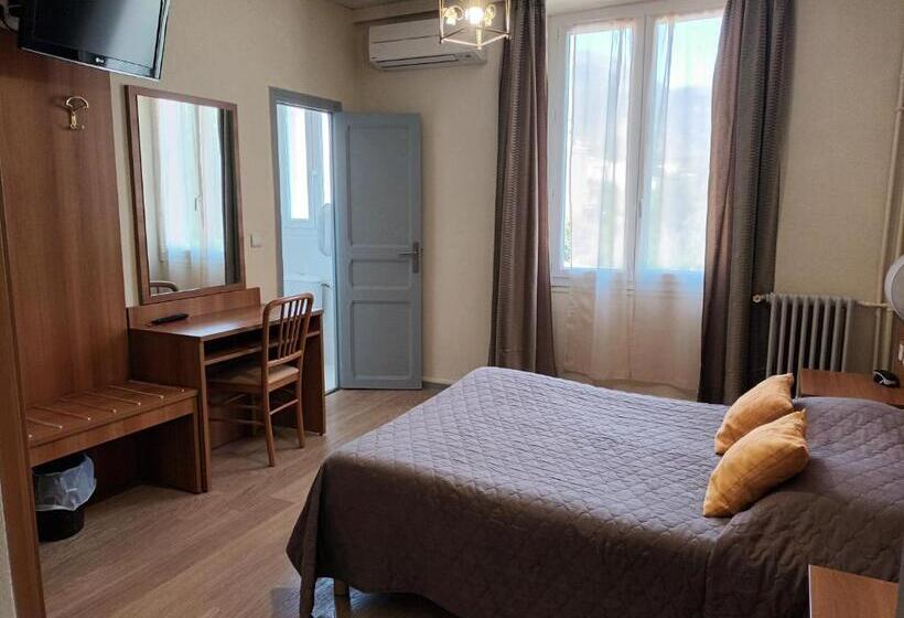 غرفة سوبيريور, De La Paix