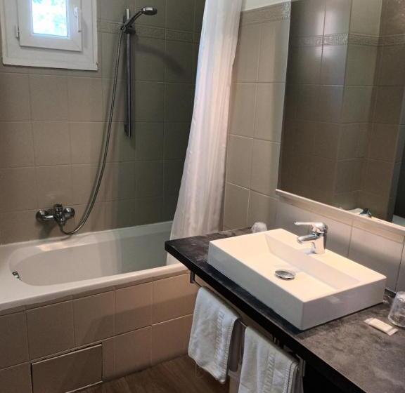 غرفة سوبيريور, De La Paix