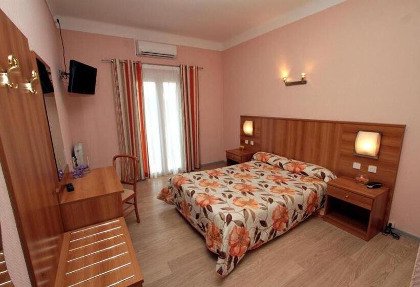 غرفة سوبيريور, De La Paix