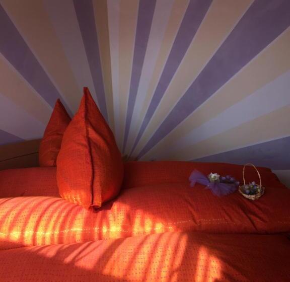 Comfort room with balcony, Casa Silvia