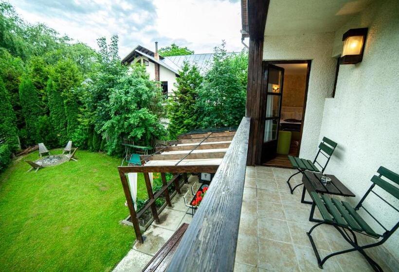 标准间, Casa Traian