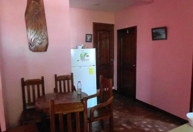 اتاق استاندارد یک تخته با سرویس بهداشتی مشترک, Hostal Nathaly