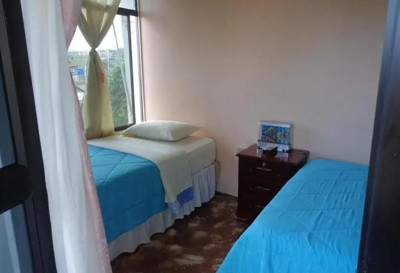 اتاق استاندارد با سرویس بهداشتی مشترک, Hostal Nathaly