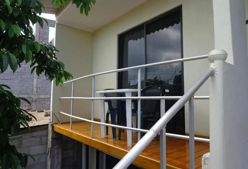 اتاق استاندارد با بالکن, Hostal Nathaly
