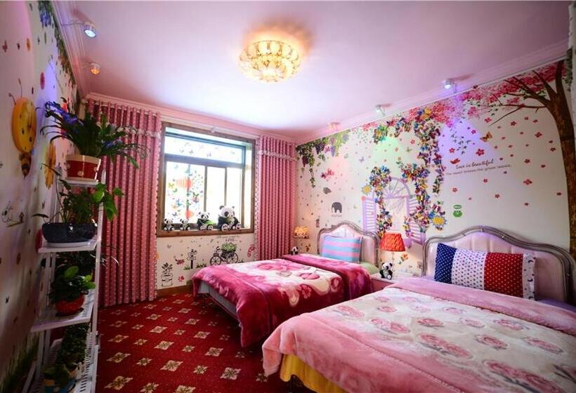 חדר סופריור נוף לעיר, October Inn