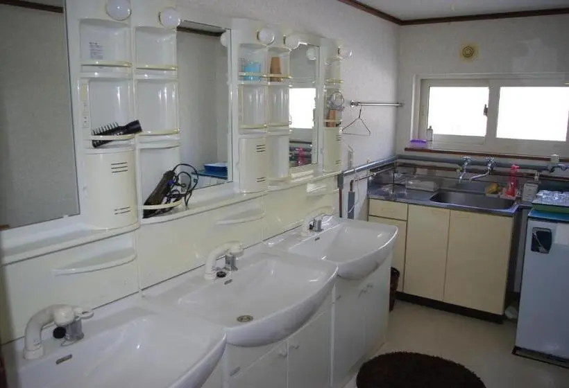 Standard Yhden Hengen Huone Jaettu Kylpyhuone, P Dash Garden Backpackers