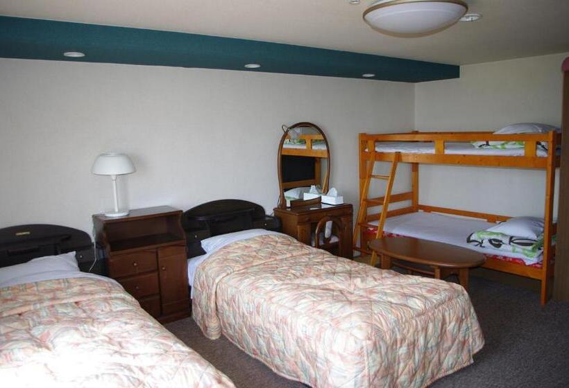 חדר סטנדרט לארבעה, P Dash Garden Backpackers