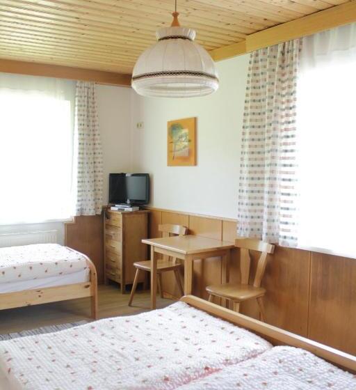 חדר סטנדרט לשלושה, Gasthof Zum Heiligen Nikolaus