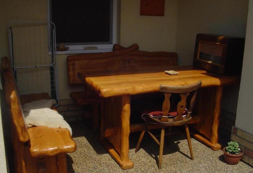 آپارتمان 1 خوابه, Everlast