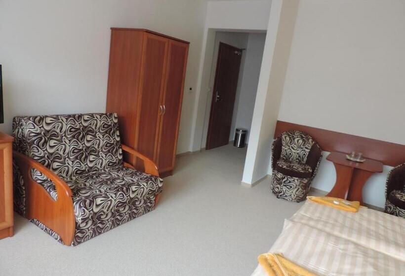 Classic room with balcony, Penzión Dúhový Pstruh