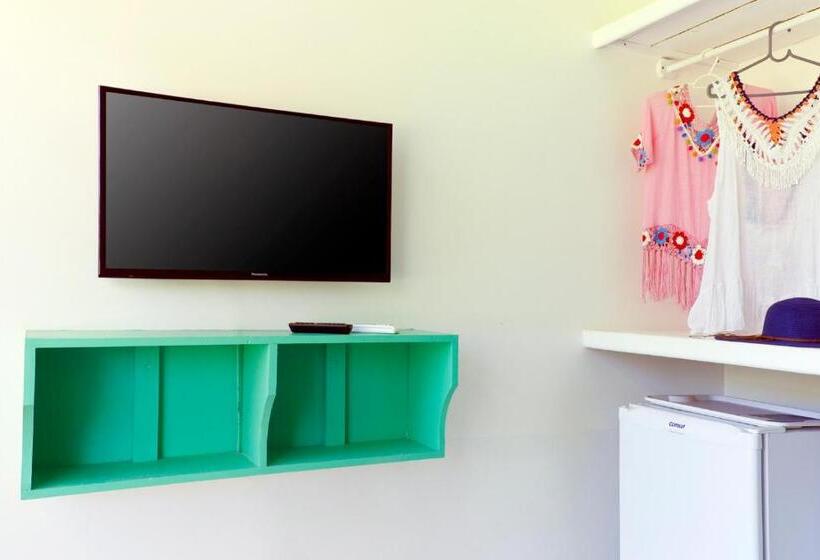 דירת חדר עם נוף לים ומרפסת, Pousada Terceiro Espaço