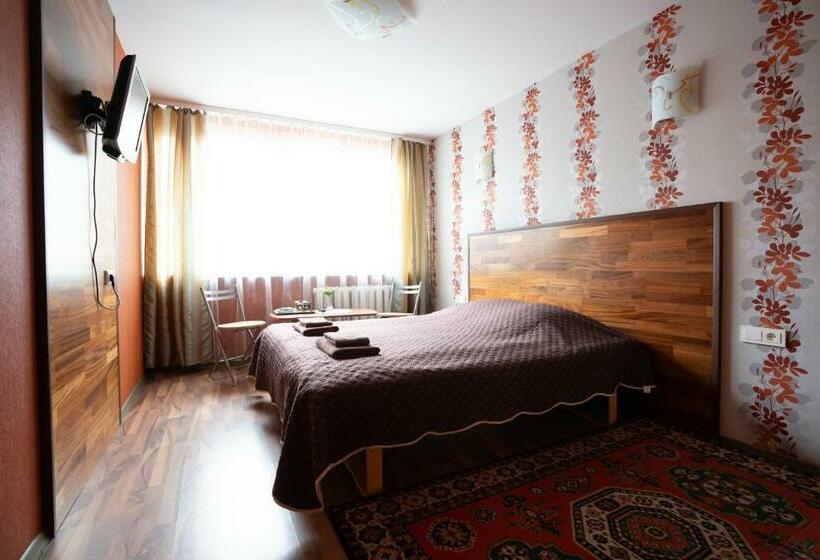 غرفة قياسية, Silvana