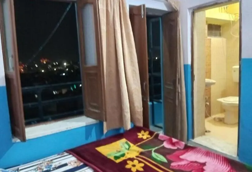 اتاق استاندارد با بالکن, Sunshine Guest House & Restaurant