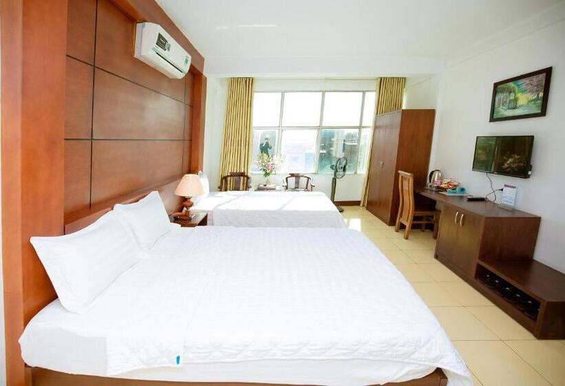 اتاق خانوادگی, Viet Huong