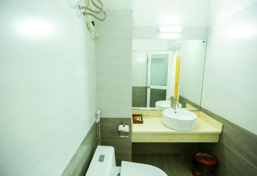 اتاق خانوادگی, Viet Huong