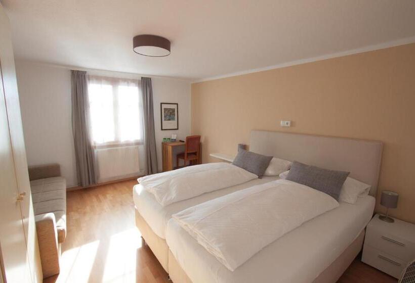 غرفة قياسية ثلاثية, Wellenhof Bodensee