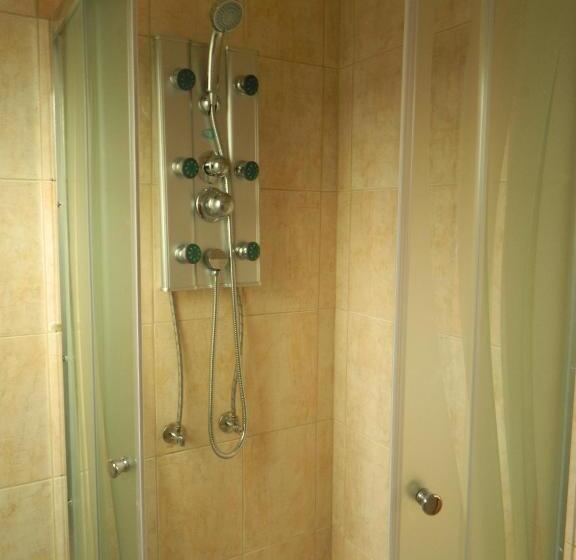 Standardrum, Hostal Parediso