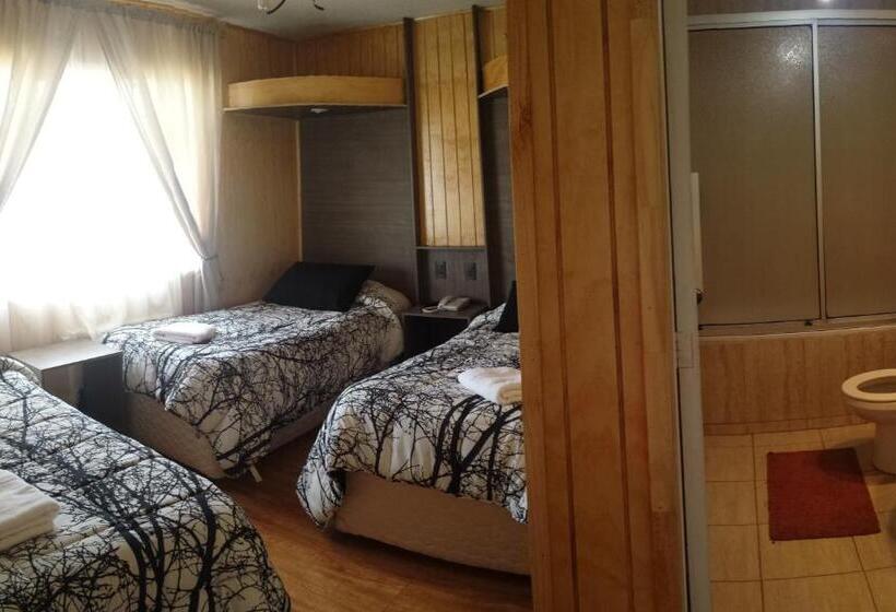 Standard Trippelrum, Hostal Parediso