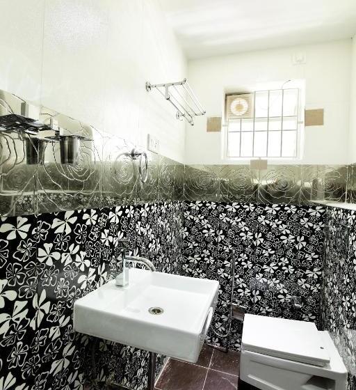 דירת חדר, Jasmine Park