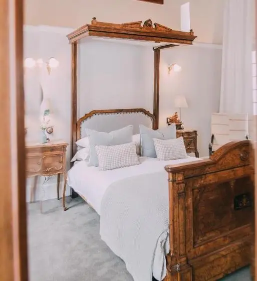 اتاق لوکس, Diamant Estate