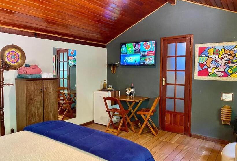 一居室别墅, Estação Serramar