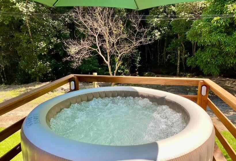 一居室别墅, Estação Serramar