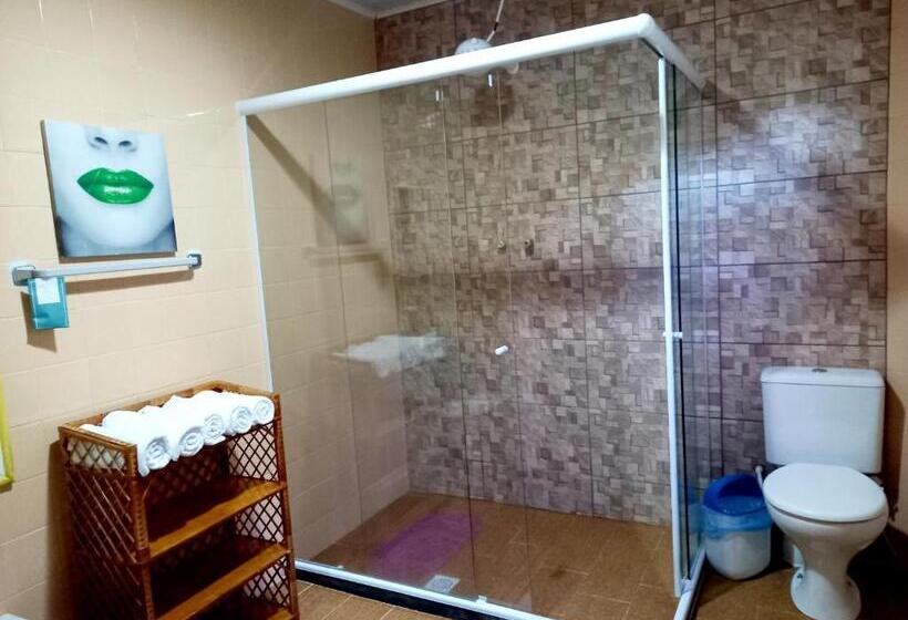 套房, Estação Serramar