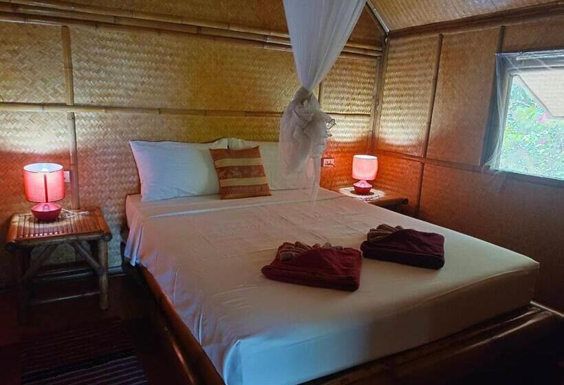 오두막, Kingsacre