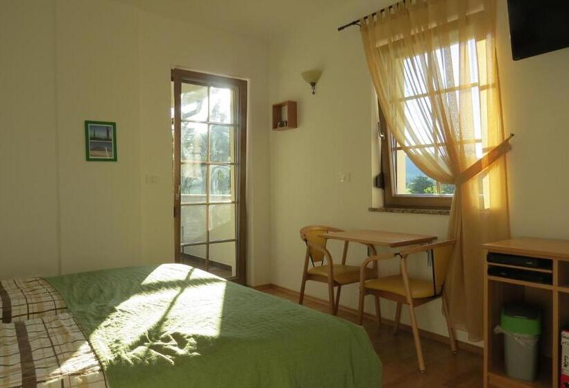 اتاق کلاسیک خانوادگی, Lipizzaner Lodge Guest House