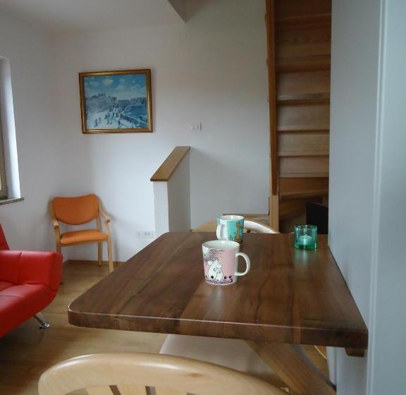 آپارتمان لوکس 1 خوابه, Lipizzaner Lodge Guest House