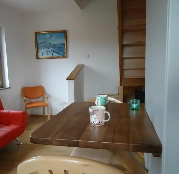 آپارتمان لوکس 1 خوابه, Lipizzaner Lodge Guest House