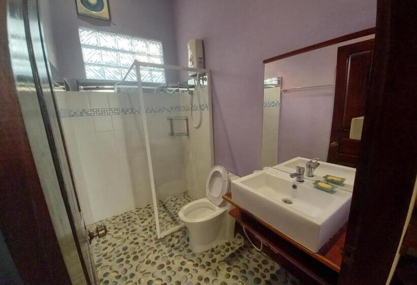 スタンダードルーム, Manichan Guesthouse