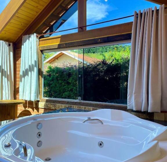 Suite met Jacuzzi, Pousada Verdes Alpes