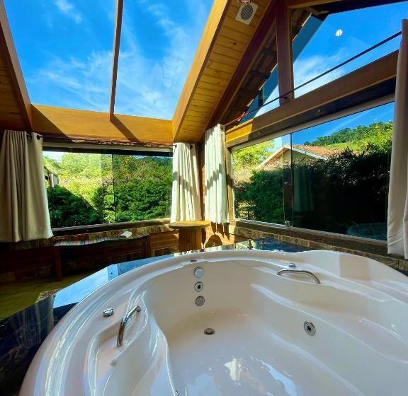 Suite met Jacuzzi, Pousada Verdes Alpes