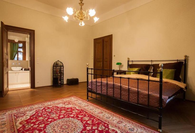 Standard Szoba, Vila Walter & Son