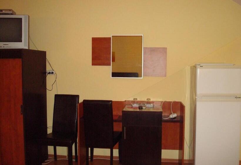 חדר סופריור, Pensiunea Marc