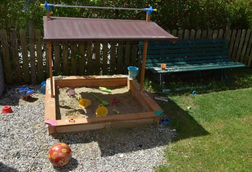 آپارتمان 2 خوابه, Eisbauer