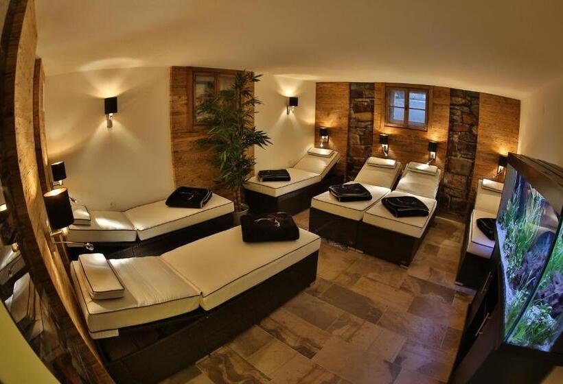 آپارتمان 2 خوابه, Eisbauer