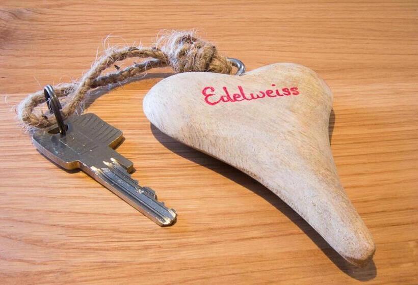 آپارتمان 1 خوابه, Eisbauer